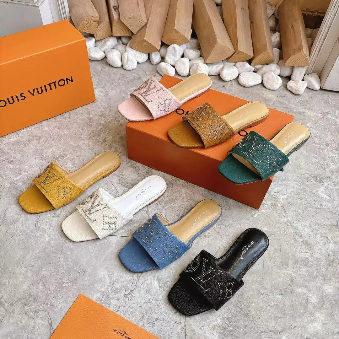 👟👟Ex-factory price 360👟👟 2025Lv rivet series slippers 35-43 available in seven colors